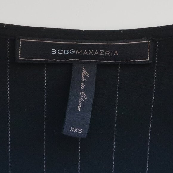 BCBGMaxAzria Black Pinstriped Split Crew Beck Bell Sleeve Blouse / Top Size XXS - Picture 8 of 11